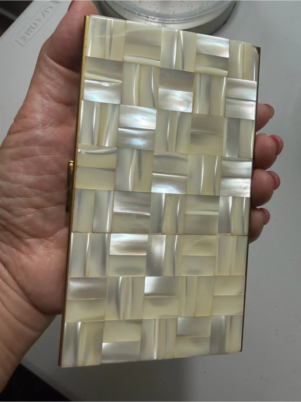 Vintage Mother of Pearl Compact Case - Ivory Shell Finish